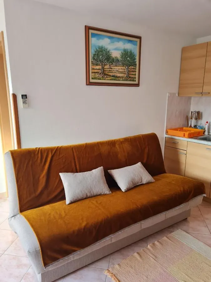 Apartment Bataja Brkac